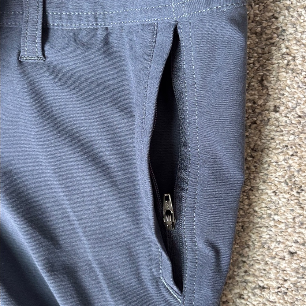 Kuhl Trekr 8” Hiking Shorts size 8 - Picture 6 of 11